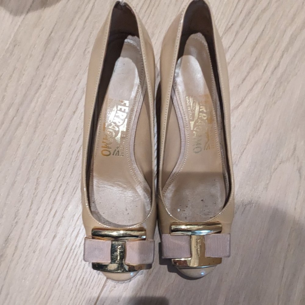 Ferragamo size 4.5 shoes